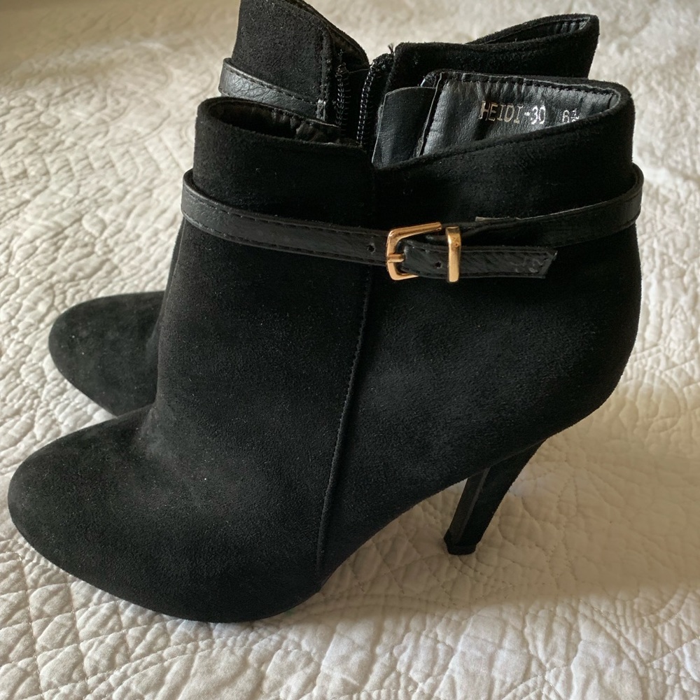 Cute booties